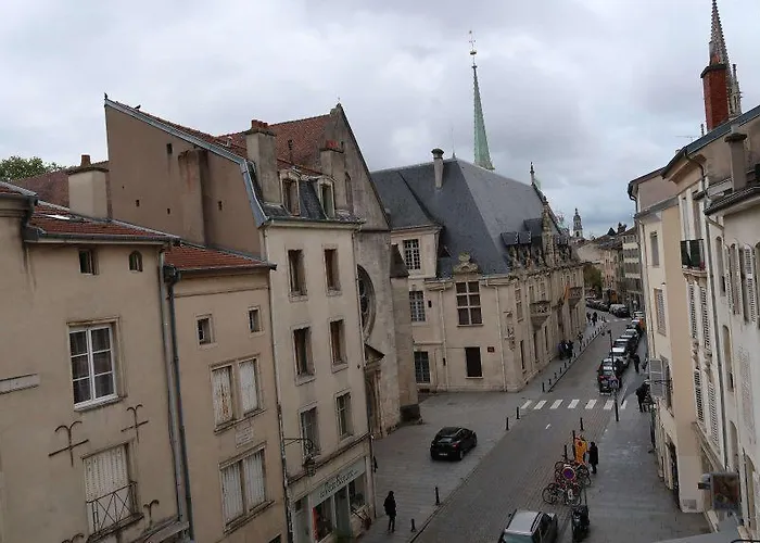 La Victoria -vieille & Pepiniere -50m2 Nancy